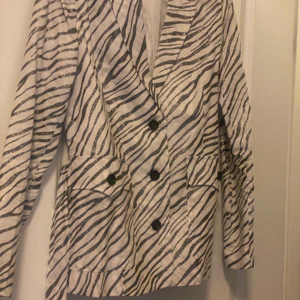 Venus brand. U. S. Size 10
